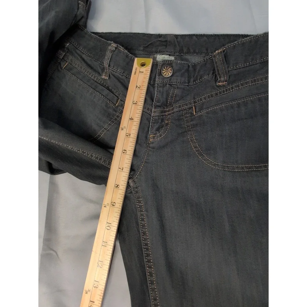 Athleta early mid